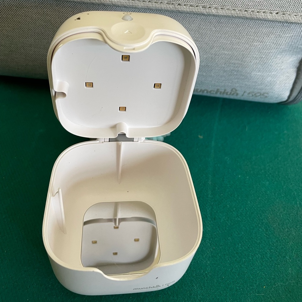 Portable Munchkins binky/toy sanitizer